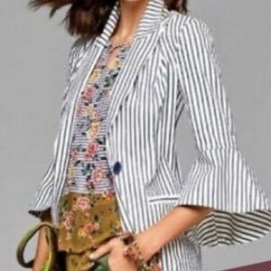 Cabi style # 5295 stripe cotton blazer bell sleeve single button ivory blue Sz 4